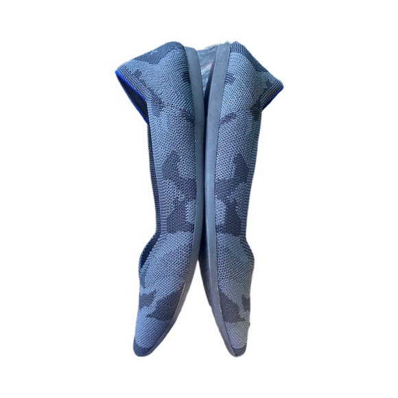 ROTHYS BLACK CAMO WITH BLUE EDGES. Great condition. Slight glue showing 8.5 - Picture 4 of 15